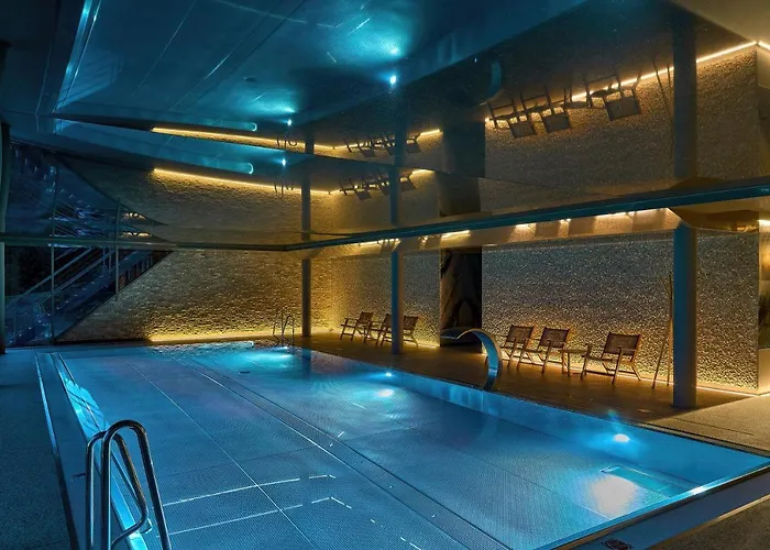 Tetrevi Boudy Hotel 3*